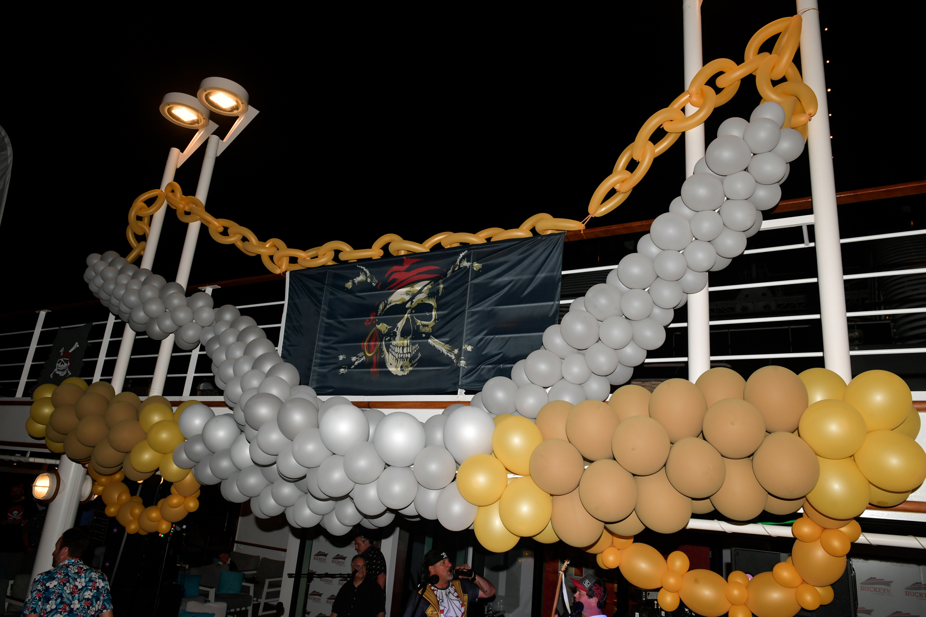 Pirate Night in the Caribbean Balloon Decor
